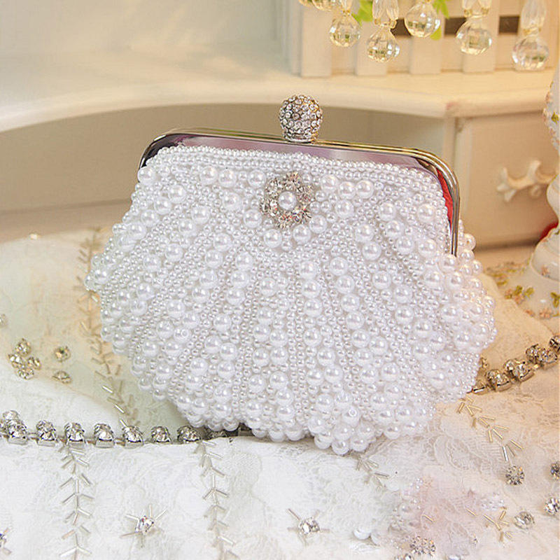 Luxury Bags Direct - Luxuriöse Clutch mit gewellten Perlen, handgefertigte