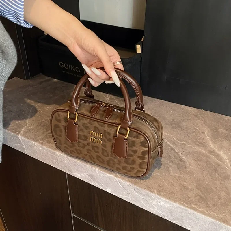 Original Quadratische Leder-Um – Luxury Bags Lv Bewertung und Preis
