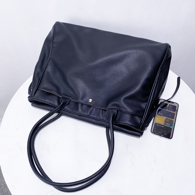 Aktentaschen und Tragetaschen  – Luxury Bags Tote Bewertung und Preis
