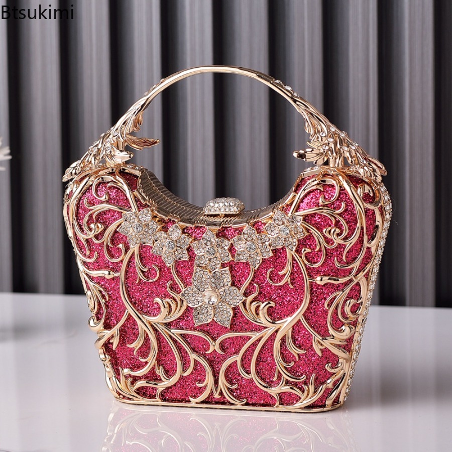Ausgehöhlte Metall-Abendtasche – Luxury Bag Collection Bewertung und Preis